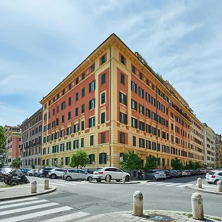 Vatican Lante Apartman
