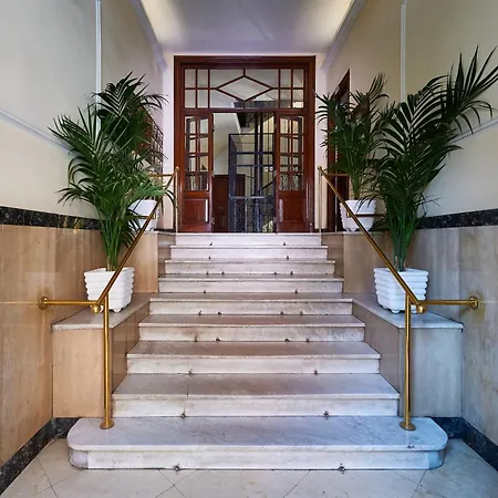 Vatican Lante Apartman